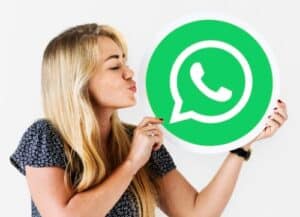 Download-WhatsApp-MOD-iOS-Tema-WA-Seperti-iPhone-Terbaru-2022-Serta-Fitur-Fiturnya